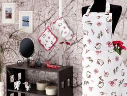 Набор для кухни Hello Kitty (варежка, фартук, прихватка) - 10013-01
